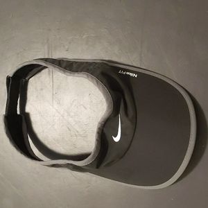 Nike visor